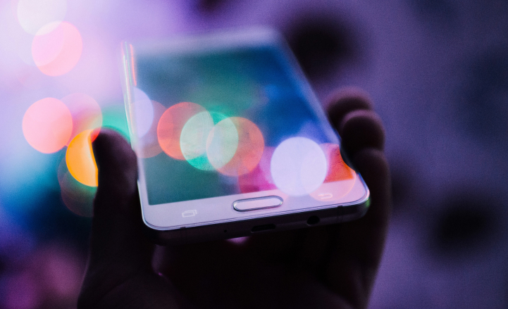 Desinformation, Daten, Demokratie: Kann die EU eine sicherere digitale Zukunft gewährleisten?